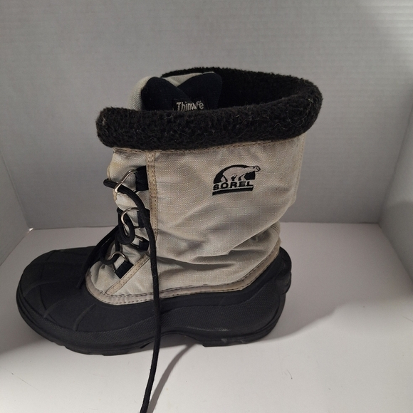 Sorel Women Sorel Black and Gray Winter Boots